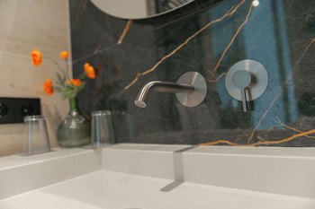 Boutique Hotel Herbergh Amsterdam Airport