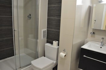Ascot Hyde Park Hotel
