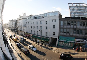 Ascot Hyde Park Hotel