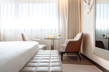 Epic Sana Marques Hotel