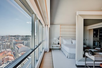 Epic Sana Marques Hotel