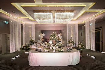Epic Sana Marques Hotel