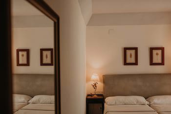 Hotel Posada De Valdezufre