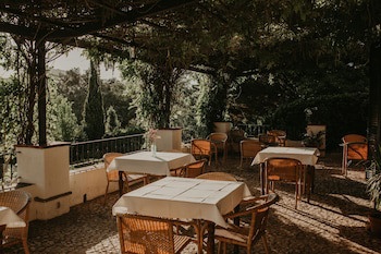 Hotel Posada De Valdezufre