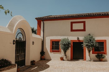 Hotel Posada De Valdezufre