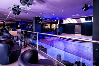 Paradise Park Fun Lifestyle Hotel