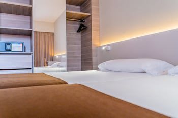 Paradise Park Fun Lifestyle Hotel