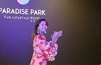 Paradise Park Fun Lifestyle Hotel