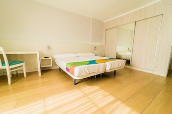 Paradise Park Fun Lifestyle Hotel