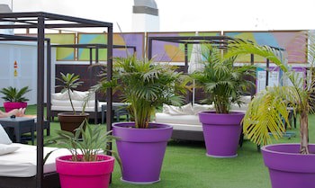 Paradise Park Fun Lifestyle Hotel