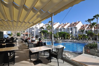 Paradise Park Fun Lifestyle Hotel