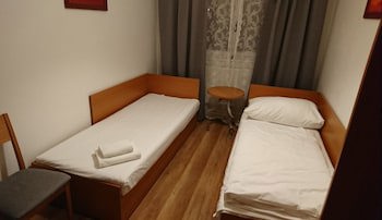 Gallery Hotel Sis
