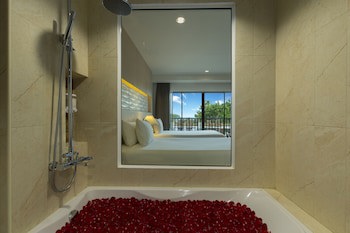 Chanalai Garden Resort, Kata Beach