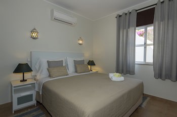 Rocha Brava Village Resort