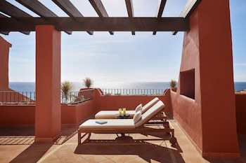 Tivoli La Caleta Resort