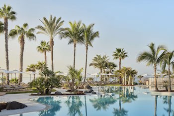 Tivoli La Caleta Resort