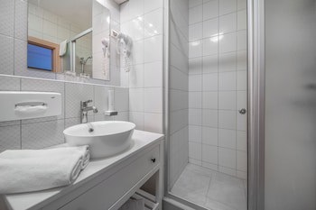 Corvin Hotel Budapest - Sissi Wing