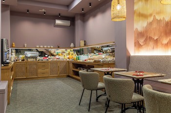 Atarazanas Malaga Boutique Hotel