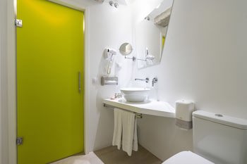 Atarazanas Malaga Boutique Hotel