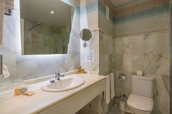 Atarazanas Malaga Boutique Hotel