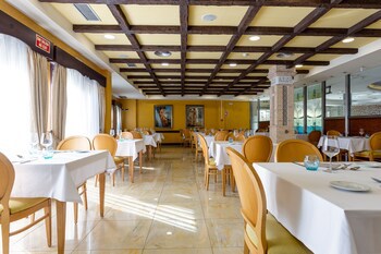 Hotel Daniya Denia