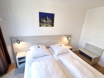 Adler Hotel Frankfurt fotoğrafı