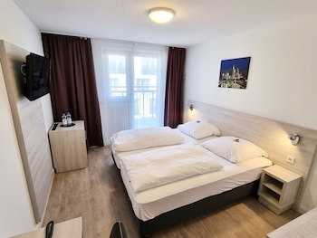 Adler Hotel Frankfurt fotoğrafı