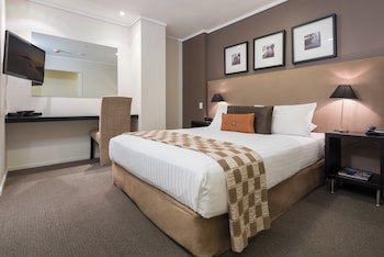 Hotel On Devonport