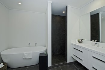Hotel On Devonport