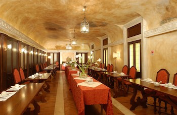 Palazzo Cardinal Cesi galeri fotoğrafı