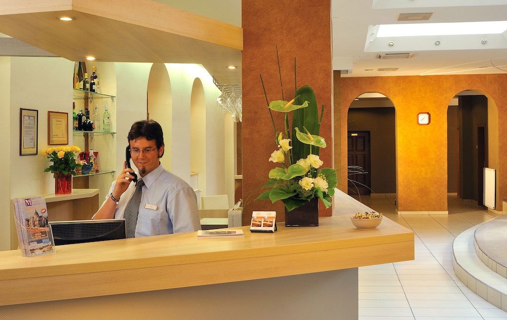 Star City Hotel
