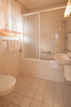 Hotel Alpenhof