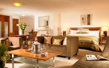 Garryvoe Hotel