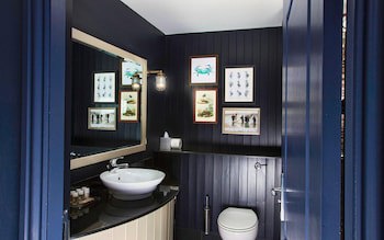 Garryvoe Hotel