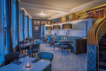 Garryvoe Hotel