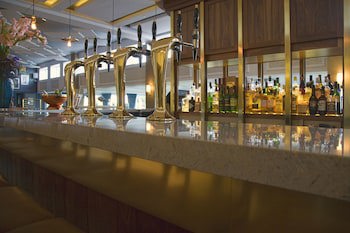 Garryvoe Hotel