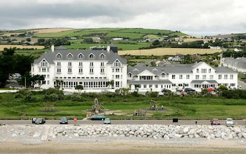 Garryvoe Hotel
