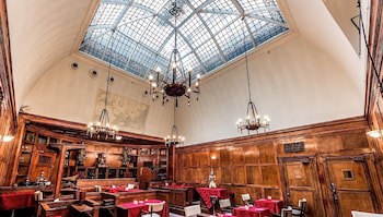 Courthouse Hotel