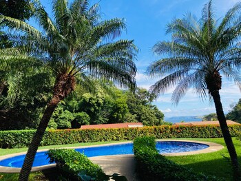 Bahia Pez Vela Resort