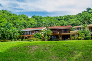 Bahia Pez Vela Resort