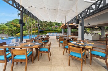 Bahia Pez Vela Resort