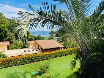 Bahia Pez Vela Resort