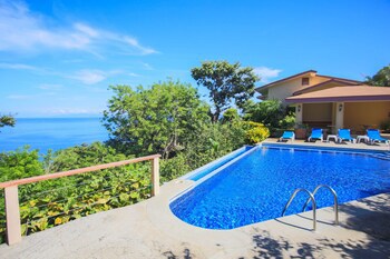 Bahia Pez Vela Resort