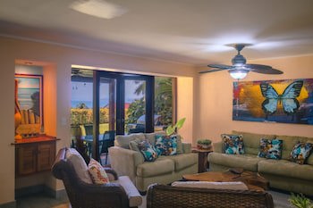 Bahia Pez Vela Resort