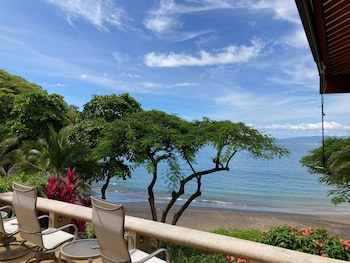Bahia Pez Vela Resort