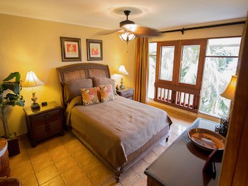 Bahia Pez Vela Resort