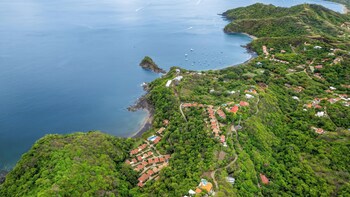 Bahia Pez Vela Resort