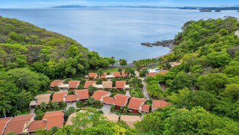 Bahia Pez Vela Resort