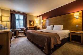 Bridge Hotel