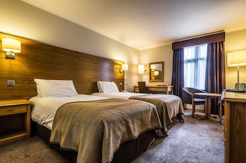 Bridge Hotel